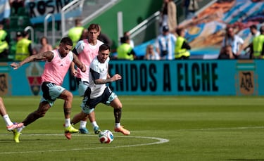 Leo Messi durante el entrenamiento de Argentina. 
