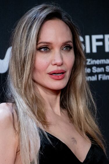 La actriz y directora Angelina Jolie durante la presentación de la película ‘Couture’, en la 73ª edición del Festival de Cine de San Sebastián, en el Palacio de Congresos y Auditorio Kursaal.