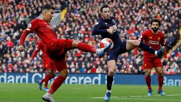 Firmino intenta rematar en el reciente Liverpool-Bournemouth.