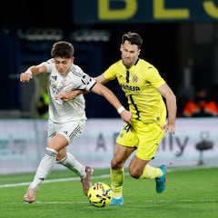 Arda Güler, al volante y con motor