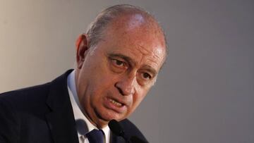 El ministro del Interior español afirma que “no hay ultras”