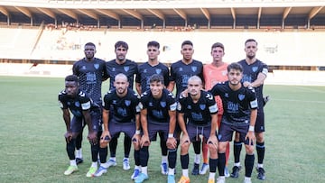 Alineación del Málaga en Jerez. Nueve de ellos son canteranos,.