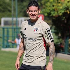 En Brasil destacan actitud de James antes de Eliminatorias