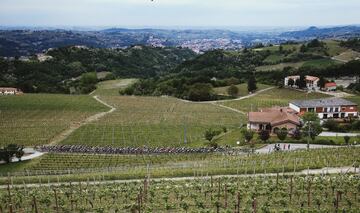 El pelotón durante la tercera etapa del Giro de Italia 2021.