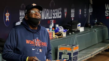 Dusty Baker, m&aacute;nager de los Astros de Houston, sostuvo que tiene deseos de regresar en 2022 para manejar al equipo; dijo que la novena ha progresado.