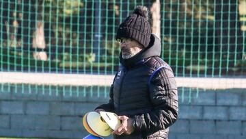  CADIZ CF ENTRENAMIENTO ALVARO CERVERA