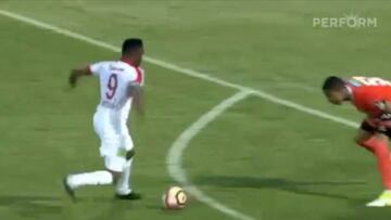 Parece que no pasan los años por Samuel Eto'o: hat-trick de 'killer'