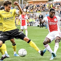 El Ajax golea al Venlo