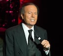 Dos extrabajadoras de Julio Iglesias denuncian abusos sexuales y control: “A esa casa hay que llamarla la casita del terror”