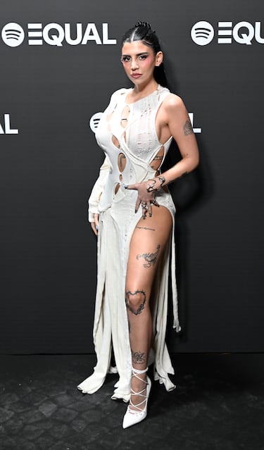 Naiara posa en la alfombra roja de  segunda edición de la gala benéfica en apoyo a las mujeres en la industria.