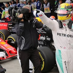 ¿Llevará Hamilton la cara de Rosberg en su casco 2017?