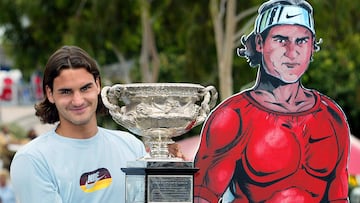 El tenista suizo Roger Federer posa con el trofeo Norman Brooks como campeón del Open de Australia 2004.