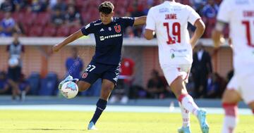 En septiembre de 2020, la U anunció que el volante de 18 años fue vendido al Crotone de la Serie A italiana. Sólo jugó cinco partidos en el primer equipo azul. Brilló en la Sub 17.