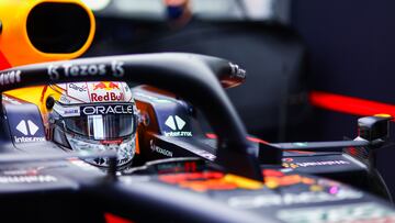 Sergio P¨¦rez (Red Bull RB18). Suzuka, Jap¨®n. F1 2022.