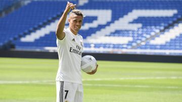 Mariano Díaz, en su presentación como nuevo jugador del Real Madrid.