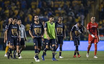 Después de quedar eliminados a media semana en la Copa MX ante Juárez, los Pumas fueron superados totalmente por Tigres y prácticamente se despidieron de posibilidades de entrar a la Liguilla. Los de la UANL llegaron a 29 puntos y están cerca de amarrar su pase a la fiesta grande.