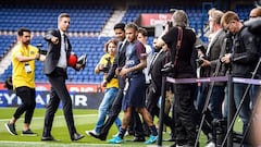 WATCH: Neymar's introduction to the PSG fans