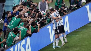 After a huge upset to Saudi Arabia in their opening game, Argentina came back to win their second World Cup game against Mexico to remain in contention.