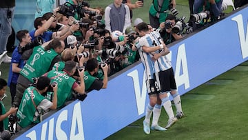 After a huge upset to Saudi Arabia in their opening game, Argentina came back to win their second World Cup game against Mexico to remain in contention.