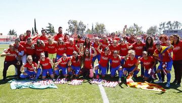 Las jugadoras del Atl&eacute;tico celebran el t&iacute;tulo. 