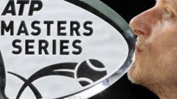 <strong>EL REY DAVID.</strong> Nalbandian pasó por encima de Nadal y se hizo con el segundo Masters Series de su carrera, tras el conseguido la semana pasada en Madrid.