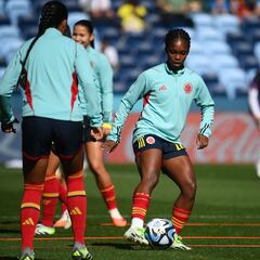 Linda Caicedo se descompensa en práctica de Colombia