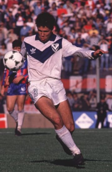 Simeone se hizo un nombre en las filas del Vélez Sarsfield argentino.