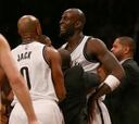 Garnett y su cabezazo ilustran la caída libre de los Nets