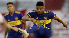 Frank Fabra en un partido de Boca Juniors en Argentina