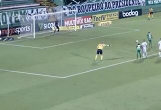 El penal para la historia en Brasil: minuto 98, un gol decide el título y lo que hace es mundial