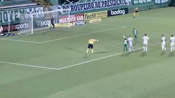 El penal para la historia en Brasil: minuto 98, un gol decide el título y lo que hace es mundial