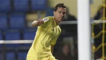 Nilmar, único delantero disponible contra el Atleti