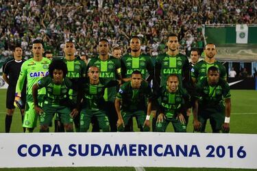 Nacional players ask for Chape to be declared Copa champions