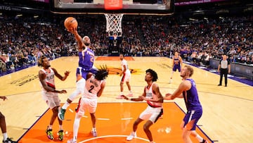 PHOENIX, AZ - NOVEMBER 5: Josh Okogie #2 of the Phoenix Suns drives to the basket during the game against the Portland Trail Blazers on November 5, 2022 at Footprint Center in Phoenix, Arizona. NOTE TO USER: User expressly acknowledges and agrees that, by downloading and or using this photograph, user is consenting to the terms and conditions of the Getty Images License Agreement. Mandatory Copyright Notice: Copyright 2022 NBAE (Photo by Barry Gossage/NBAE via Getty Images)