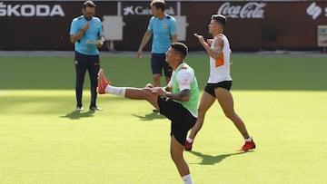 26/08/21  ENTRENAMIENTO DEL VALENCIA CF - 
 MARCOS ANDRE