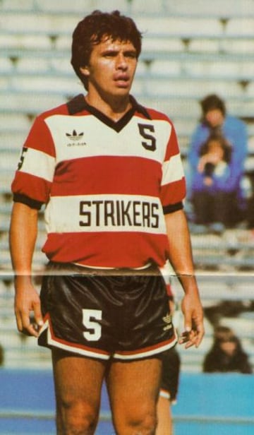 El Fort Lauderdale Strikers de EE.UU. fue su último equipo en el extranjero. Siempre defendió a la par a la Roja.