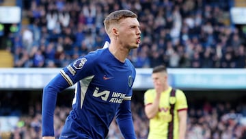 Cole Palmer, jugador del Chelsea, celebra uno de los goles anotados ante el Burnley.