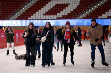 El Madrid On Ice es la pista ms grande de Europa, con 4.760 metros cuadrados de hielo y una estructura de 340 toneladas de andamiaje.