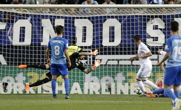 Casemiro scores after a great pass from Isco.