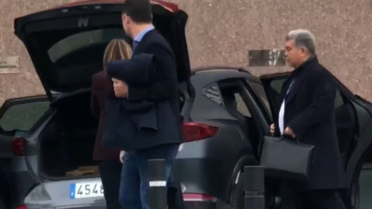 Caso Dani Olmo, en directo: Inscripciones de La Liga y guardia del FC Barcelona en directo Caso Dani Olmo, en directo: Inscripciones de La Liga y guardia del FC Barcelona en directo