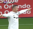 Rooney es eterno: ¡golazo de tiro libre en un ángulo imposible!