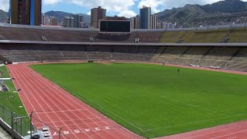 Hernando Siles de La Paz: Con 3.601 metros por sobre el nivel del mar, es considerado uno de los estadios más altos del mundo. Entre su historia deportiva, tiene como antecedente la final de la Copa América 1997, en la cual Brasil se impuso a Bolivia. Ha sido remodelado en dos oportunidades, y tiene capacidad para 41 mil personas. The Strongest y Bolívar harán de local en el reducto.