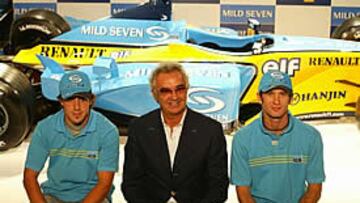 <b>CAMBIO</B>. Alonso y Trulli (en la imagen con Briatore) tendrán nuevo director técnico la próxima temporada.