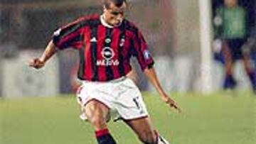 Rivaldo viaja a Amsterdam.