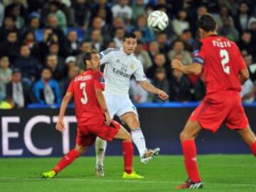 2014 European Super Cup: Real Madrid beat Sevilla 2-0 in Cardiff, with a double from Cristiano Ronaldo. James was replaced by Isco in the 72nd minute.