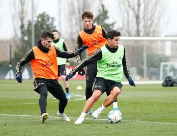 Diciembre: James ya entrena a la par del grupo al recibir el alta médica.