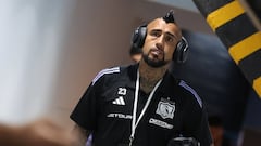 Arturo Vidal entró a la cancha del Cilindro y los hinchas de Racing lo recibieron así: el chileno respondió