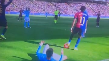 El polémico gesto que debió costarle la expulsión a Raphinha