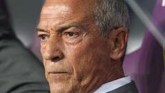 El jeque despide a Ferreira y negocia con Pellegrini