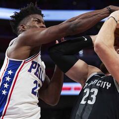 Butler vuelve a meter 38, pero esta vez los 76ers sí ganan